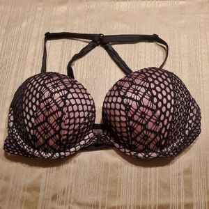Victoria's Secret Very Sexy Push Up Bra Size 32C